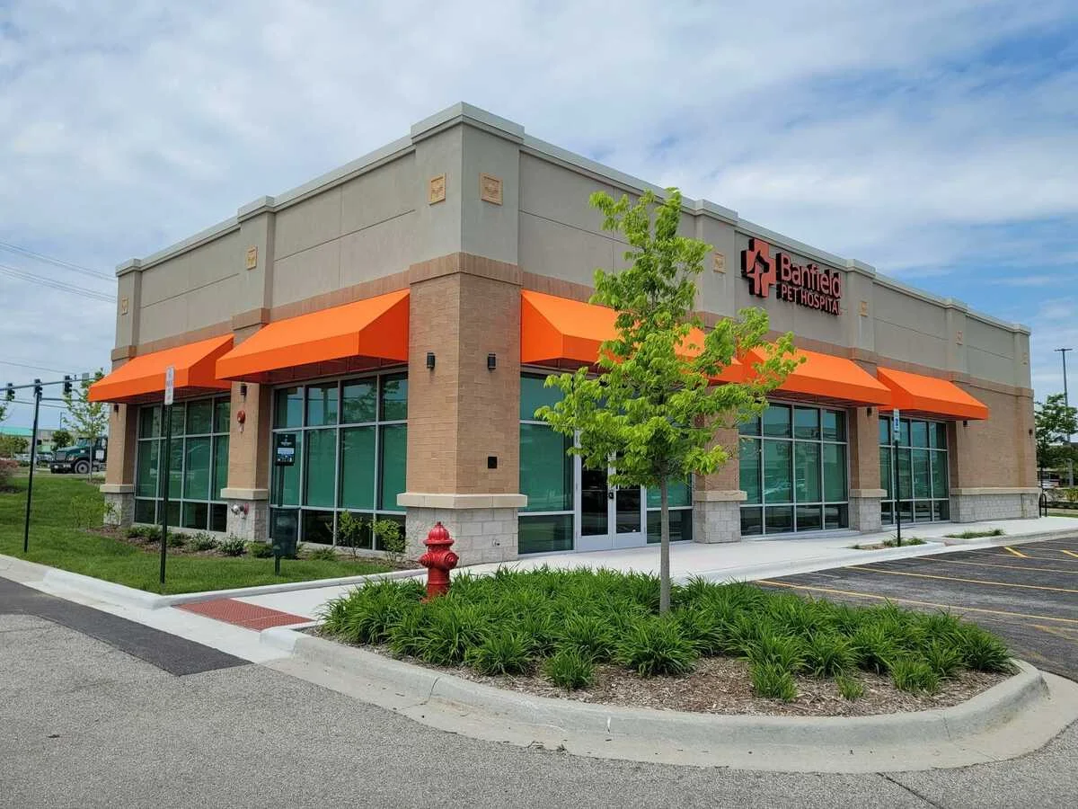 Banfield Pet Hospital - Hoffman Estates