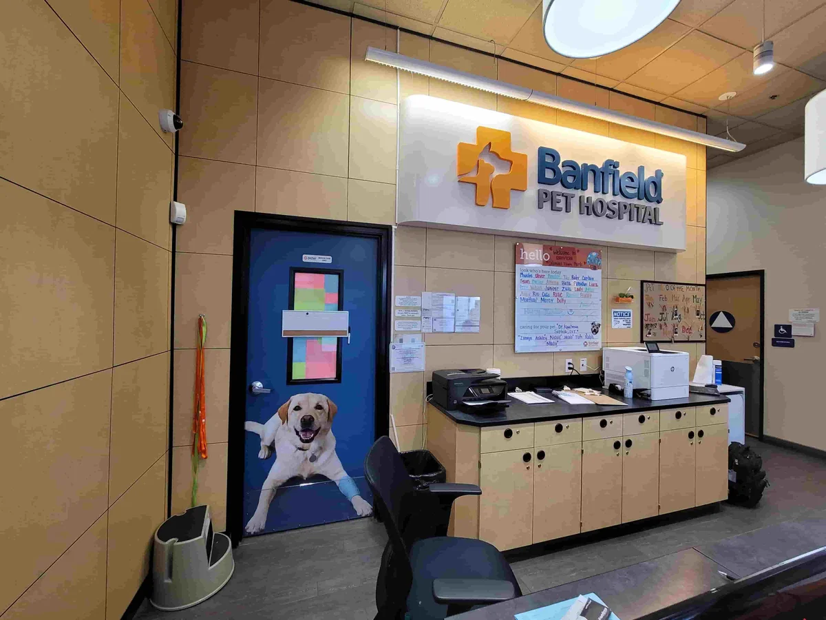 Banfield Pet Hospital - Lake Mary