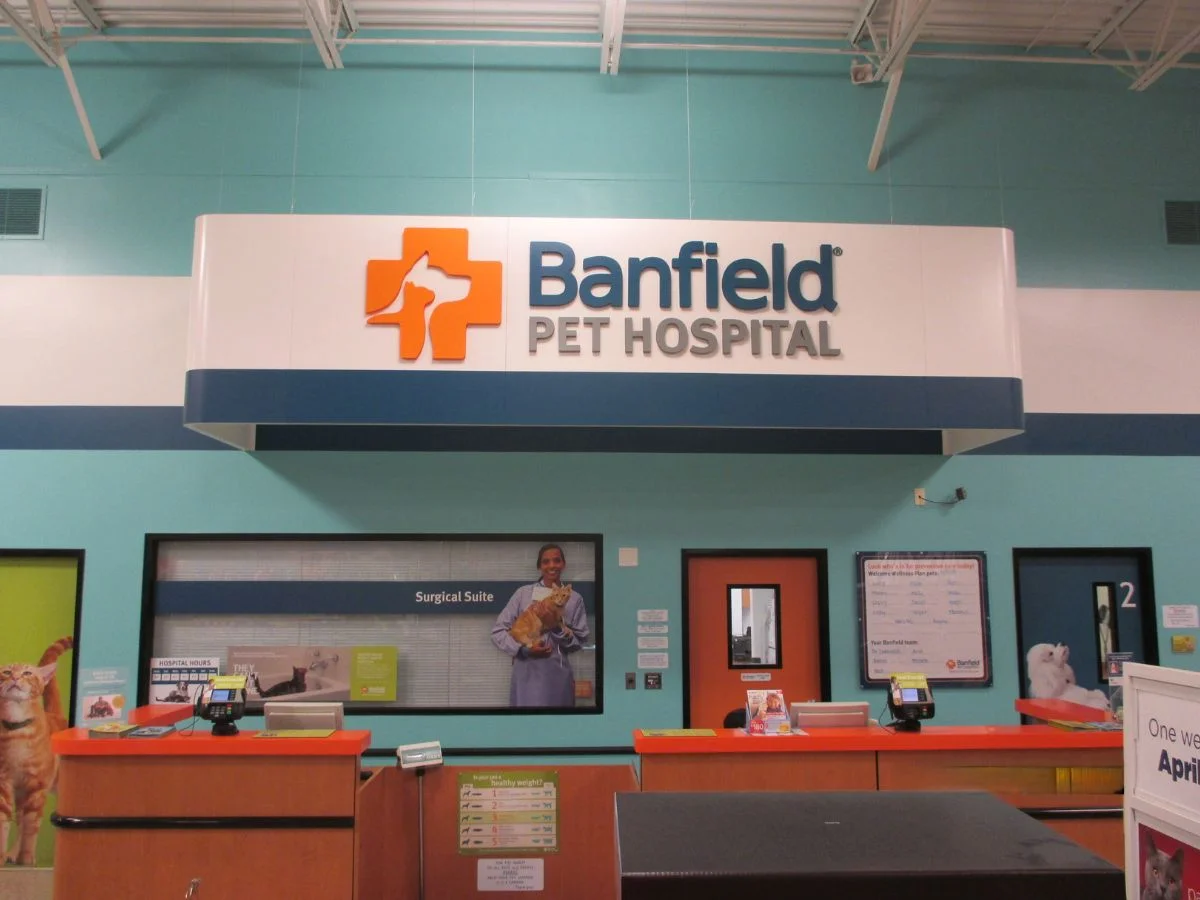 Banfield Pet Hospital - Flowery Branch